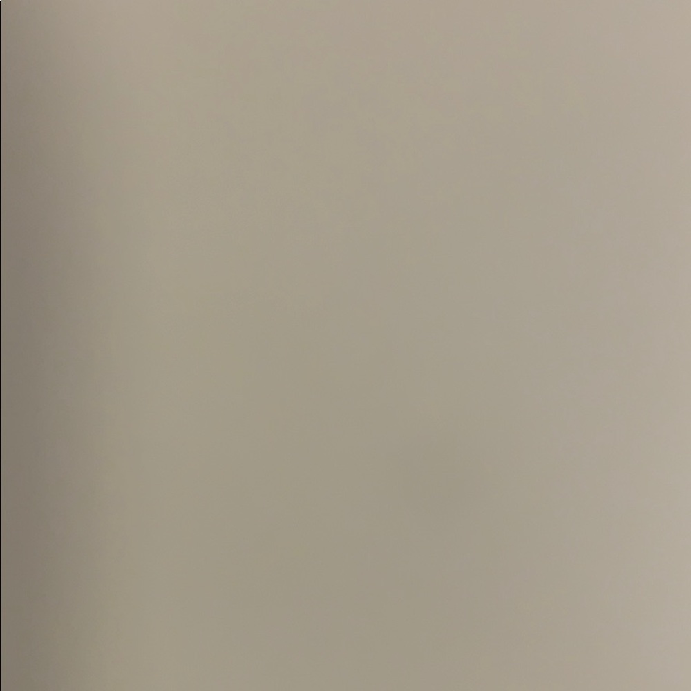 Meet your Posher, Linzi